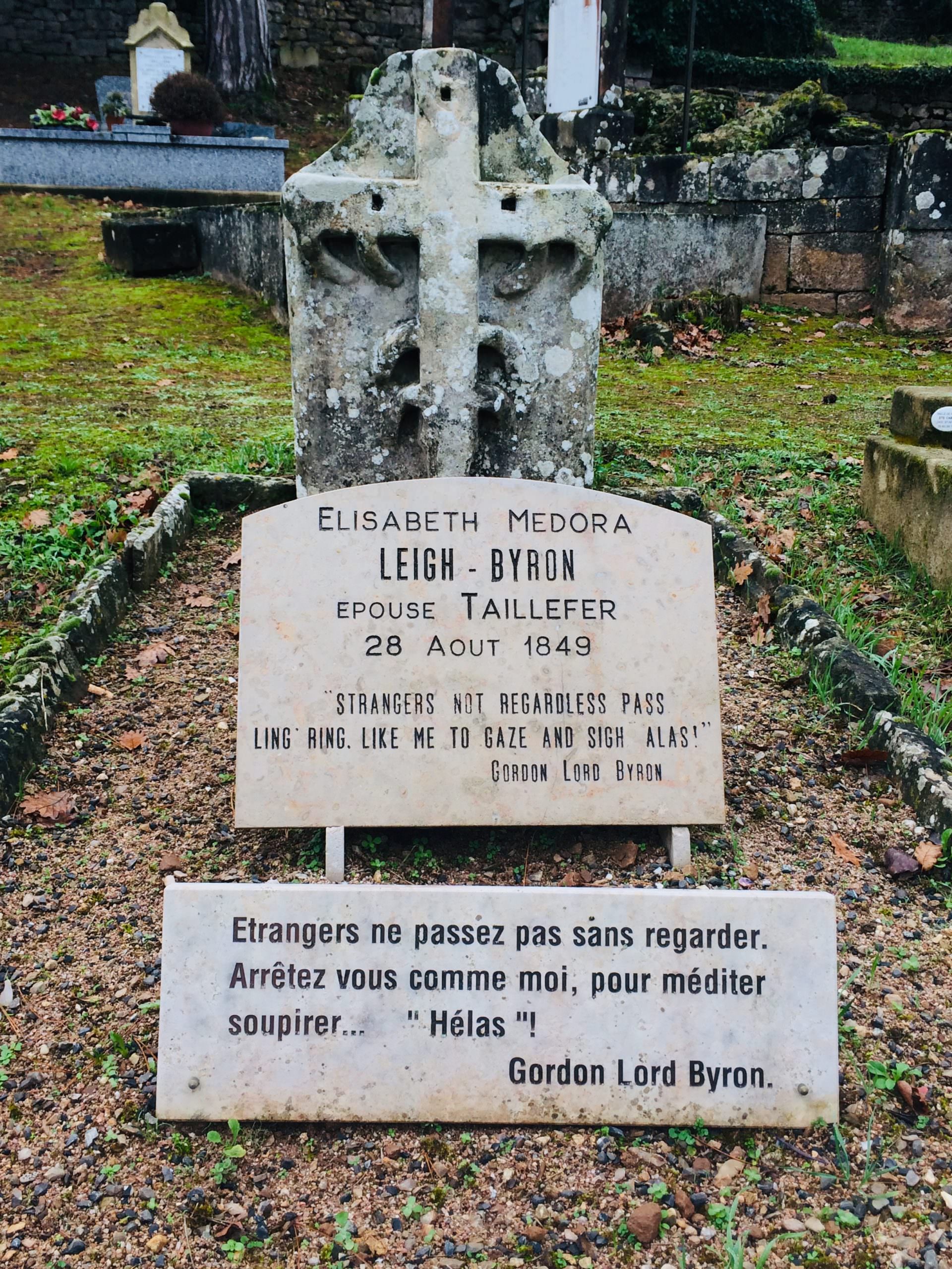 Tombe de Médora Leigh-Byron